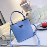Ladies' fashion handbag single shoulder FF bag