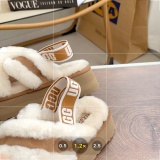 Wool slippers （High quality and have a shoe box）