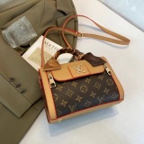 Women Handbag Leather Women Shoulder Bags Designer Women Messenger Bags Ladies