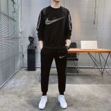 The spring and autumn period and the hooded zipper fleece two suit men's leisure sports pants dress men's fashion suits