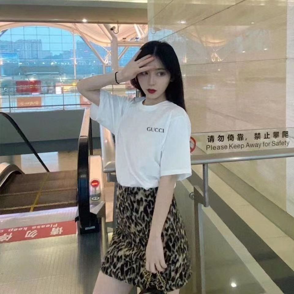 Cotton embroidered shirt, T-shirt, women's edition men and women lovers easing trend joker short sleeves