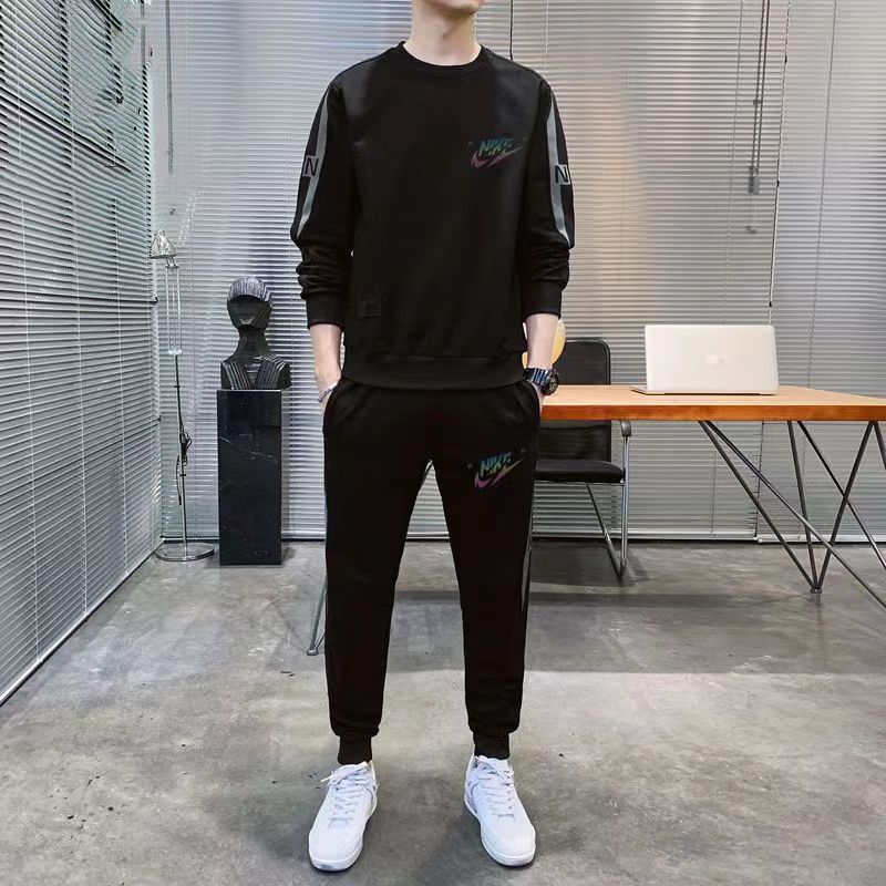 The spring and autumn period and the hooded zipper fleece two suit men's leisure sports pants dress men's fashion suits
