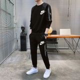 The spring and autumn period and the hooded zipper fleece two suit men's leisure sports pants dress men's fashion suits