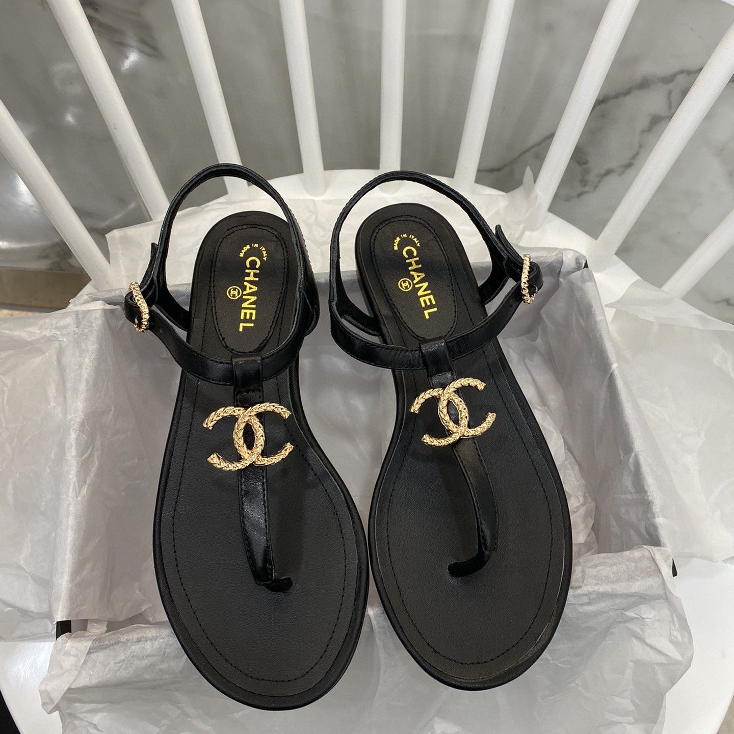 Fashion metal buckles c sandals flip-flops(no box)