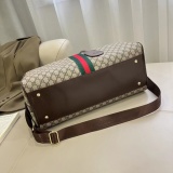 Fashion travel package