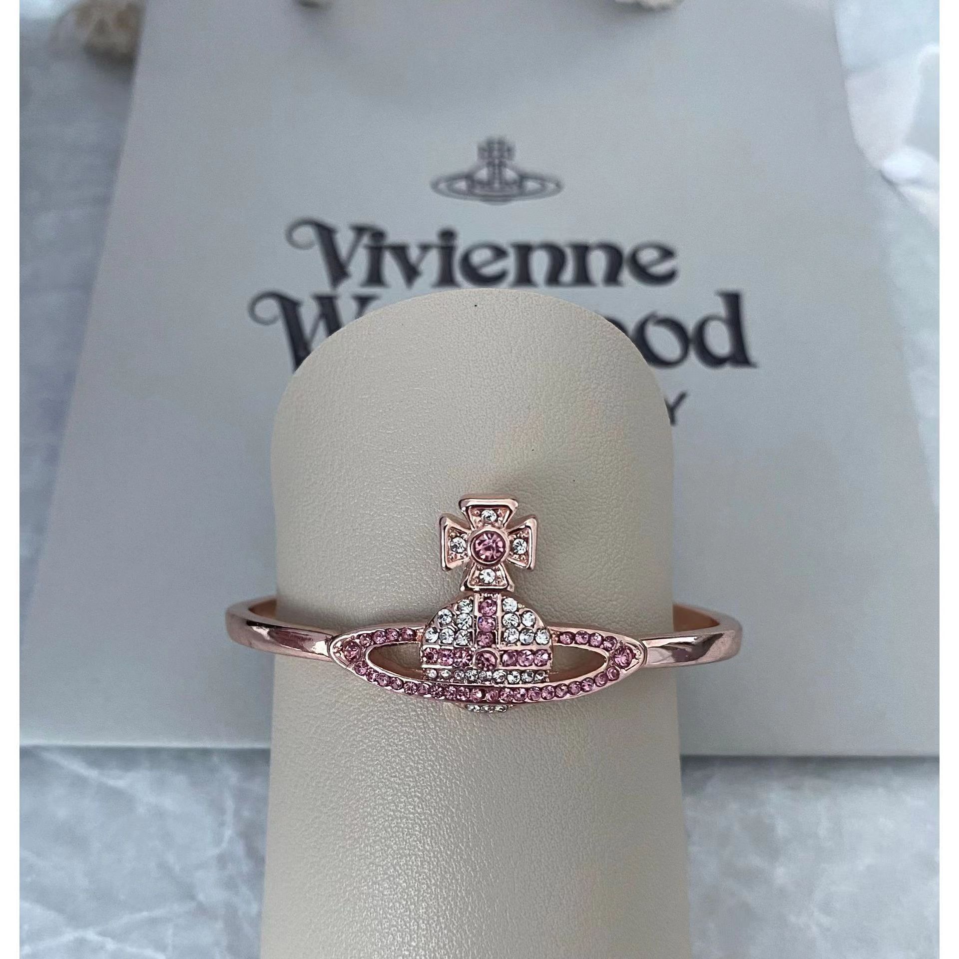 New Vivian Saturn Full Diamond Classic Planet Opening Adjustable Bracelet