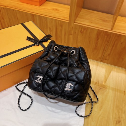 New Women's Fashion Backpack