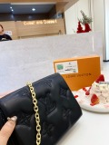 New lady fashion single shoulder bag(WITH BOX)