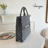 New Fashion Luxurious Handbag Women Casual Tote Bag Shopping Bag Large Capacity