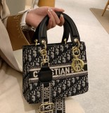 Ladies' fashion handbag single shoulder bag