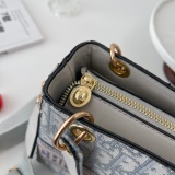 Ladies' fashion handbag single shoulder bag