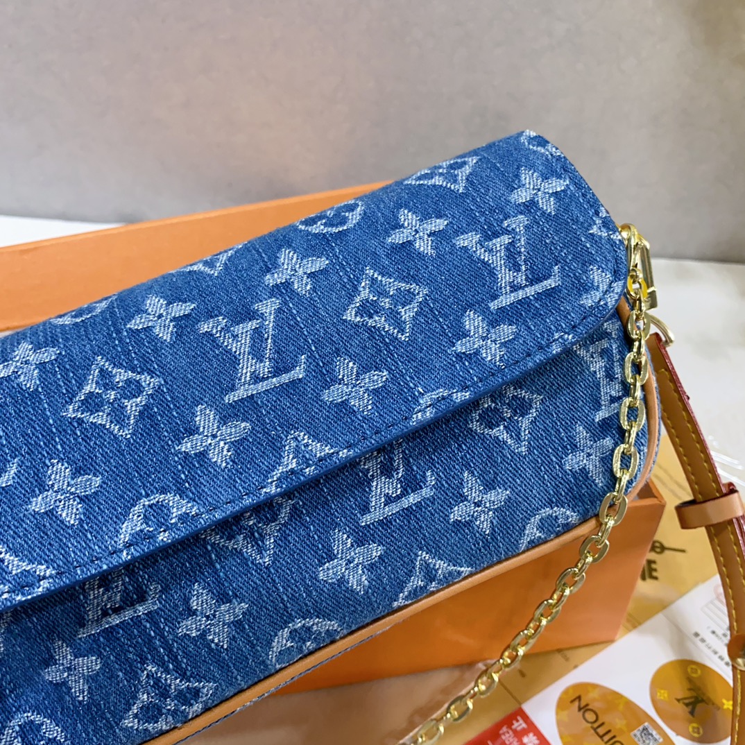 New lady fashion single shoulder bag(WITH BOX)