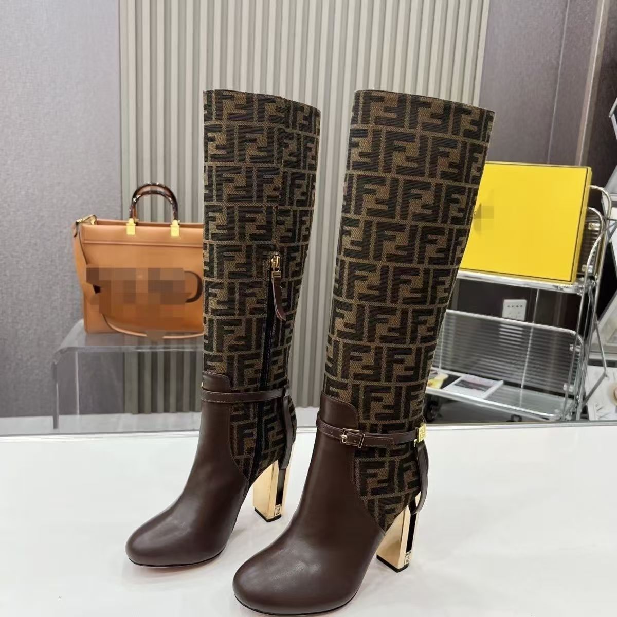 New Fashion Splicing Zipper Motorcycle Shoes Women's Boots(High quanlity)