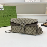 Latest gift box set, fashionable shoulder bag card bag combination, full set of plastic packaging (with box)