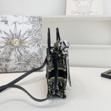 Latest gift box set, fashionable shoulder bag card bag combination, full set of plastic packaging (with box)