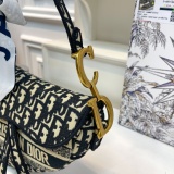 Latest gift box set, fashionable shoulder bag card bag combination, full set of plastic packaging (with box)