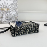 Latest gift box set, fashionable shoulder bag card bag combination, full set of plastic packaging (with box)