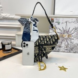 Latest gift box set, fashionable shoulder bag card bag combination, full set of plastic packaging (with box)