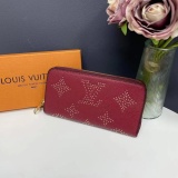 Decorative pattern hollow letter zipper leather wallet card bag