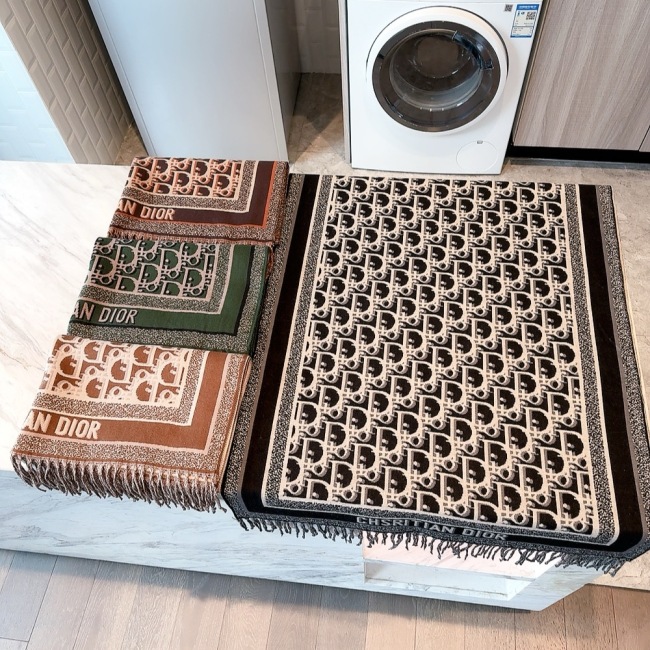 New autumn mid thick scarf, lightweight and soft