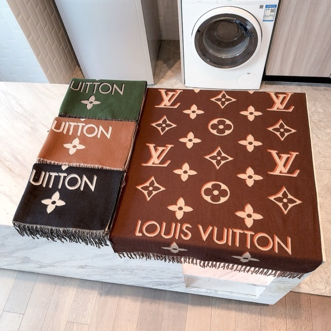 New autumn mid thick scarf, lightweight and soft