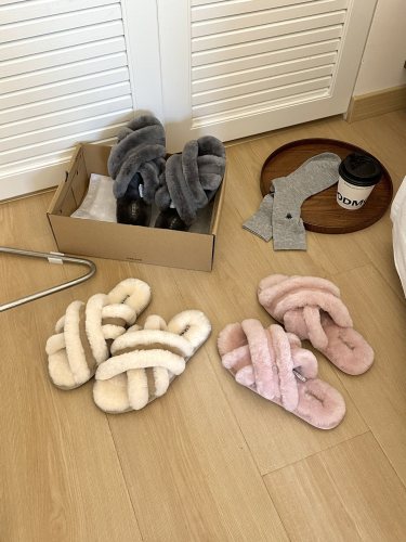 New autumn and winter wool cross slippers
