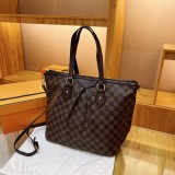 New Women's Bag Fashionable Trendy and Luxurious