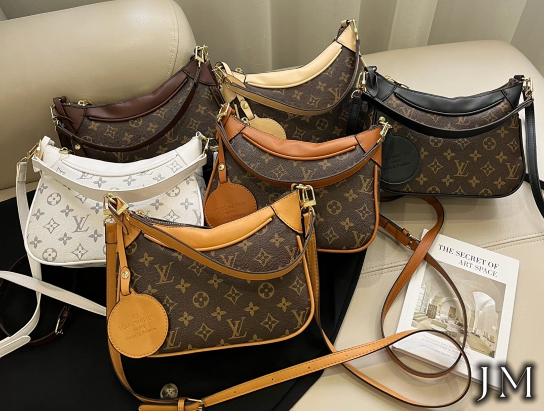 New Women's Bag Fashionable Trendy and Luxurious