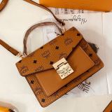 New Women's Bag Fashionable Trendy and Luxurious