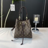 New Women's Bag Fashionable Trendy and Luxurious