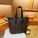 New Women's Bag Fashionable Trendy and Luxurious