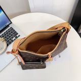 New Women's Bag Fashionable Trendy and Luxurious