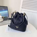 New Women's Bag Fashionable backbag