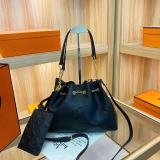 New Women's Bag Fashionable Trendy and Luxurious