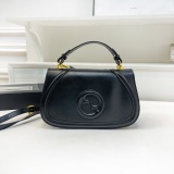 New Women's Bag Fashionable Trendy and Luxurious