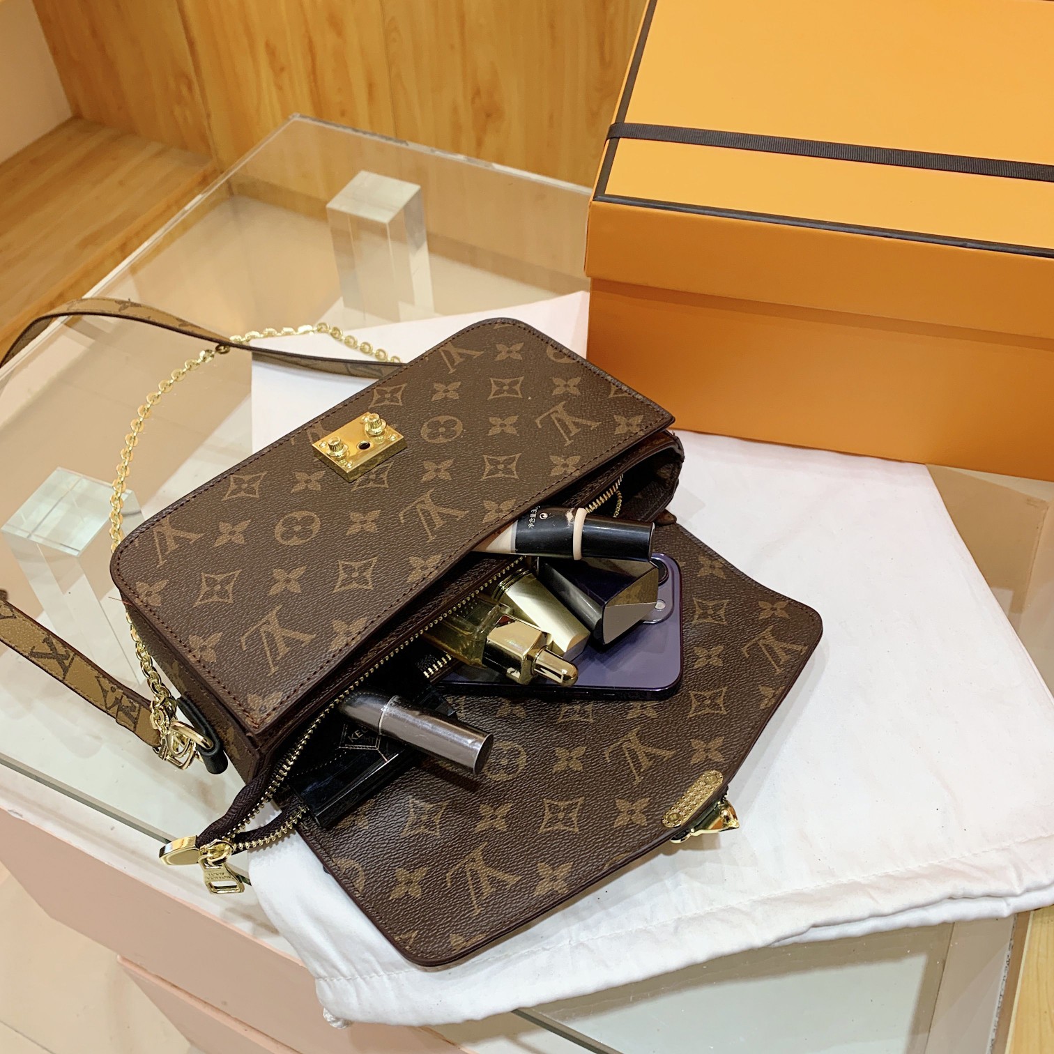 Ladies' fashion handbag single shoulder bag