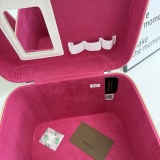 Fashion toiletry bags cosmetic bag seal