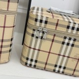 Fashion toiletry bags cosmetic bag seal