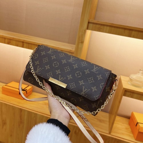 Brand Designer Style Chain Bag Purses Handbags Shoulder Bags Clutch Bags Toiletry Pouch Brown White