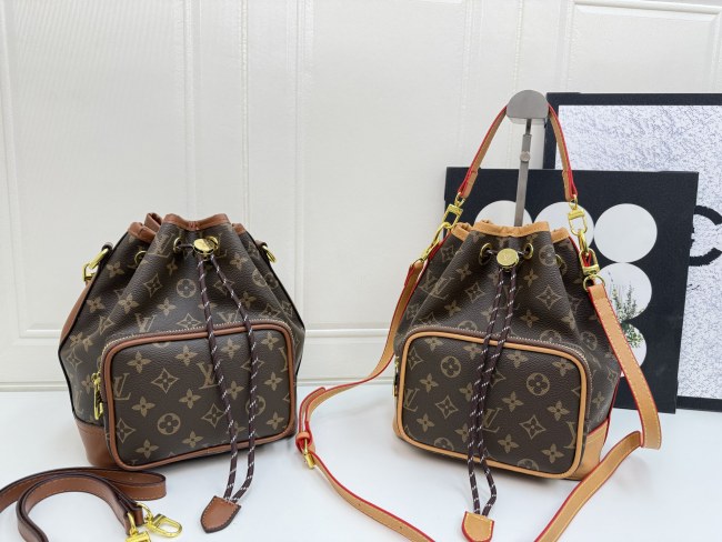 Fashion women's backpack