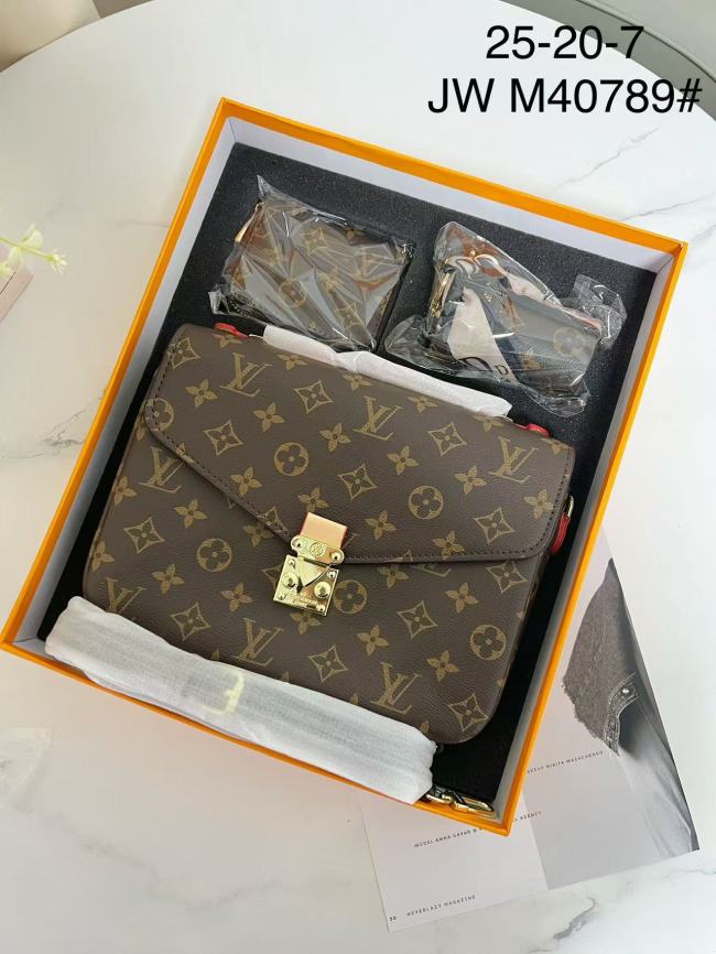 Latest gift box set, fashionable shoulder bag card bag combination, full set of plastic packaging (with box)