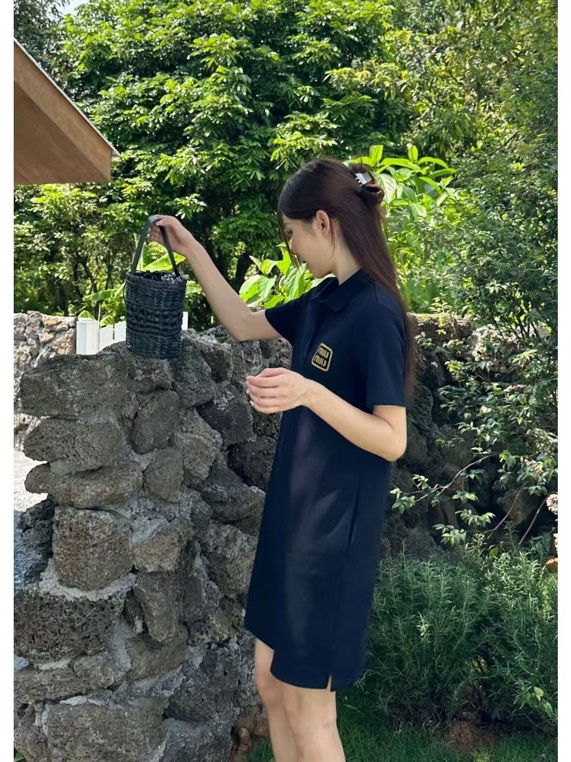 New women's embroidered dress