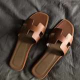 Lady sandals many colors and comfortable