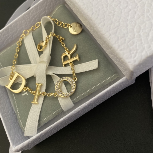 Letter Necklace Star Women's Simple Necklace Jewelry Bracelet(no box)