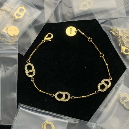 Display CD Letter Double Layer Bracelet Korean Thin Chain Titanium Steel Bracelet Simple