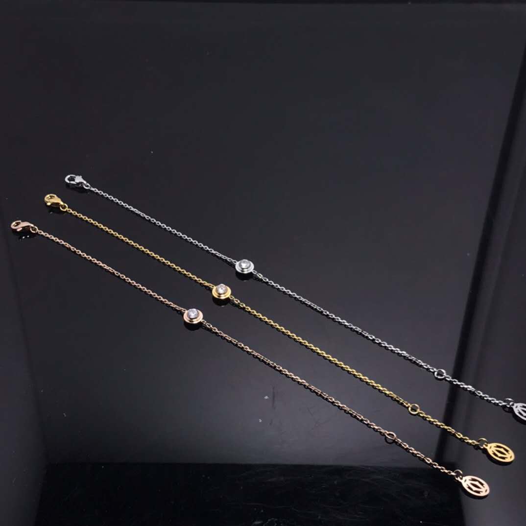 Classic single diamond bracelet