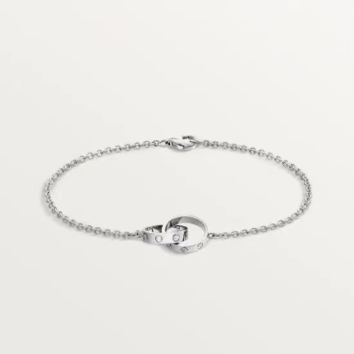 New bracelet crafted with precision