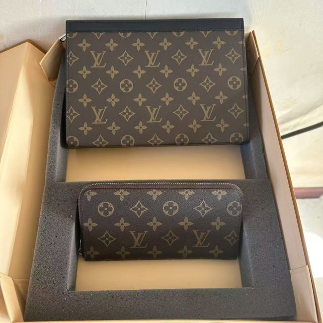 Latest gift box set, fashionable men's handbag wallet combination, full set of plastic packaging (with box)