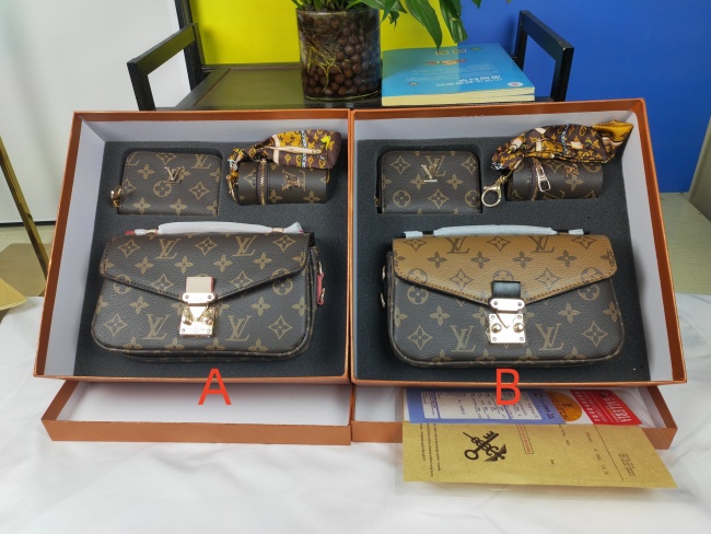 Latest gift box set, fashionable shoulder bag card bag combination, full set of plastic packaging (with box)