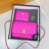 New gift boxes for women's bags, scarves, and card bags